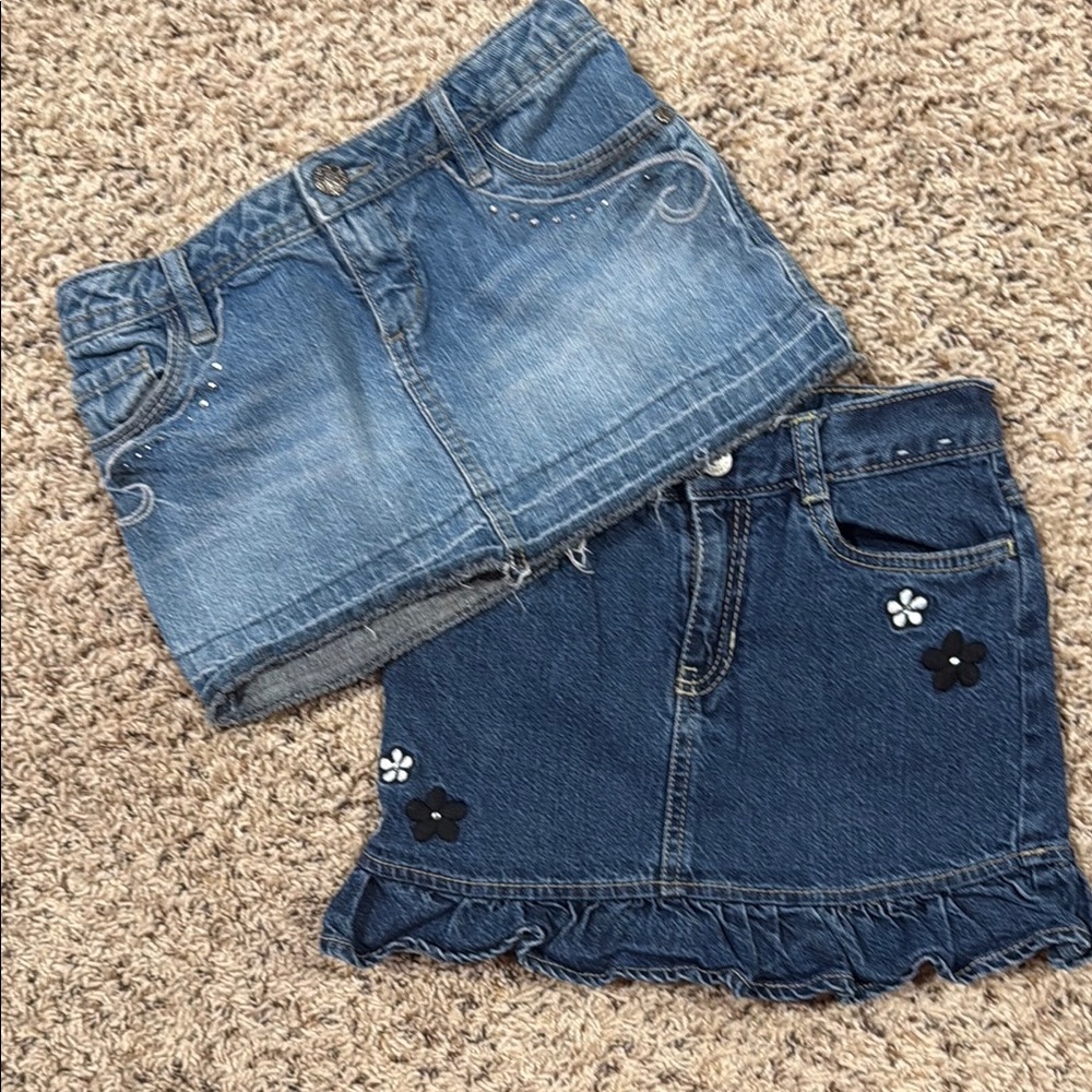Girls Size 7 bundle of two skirts